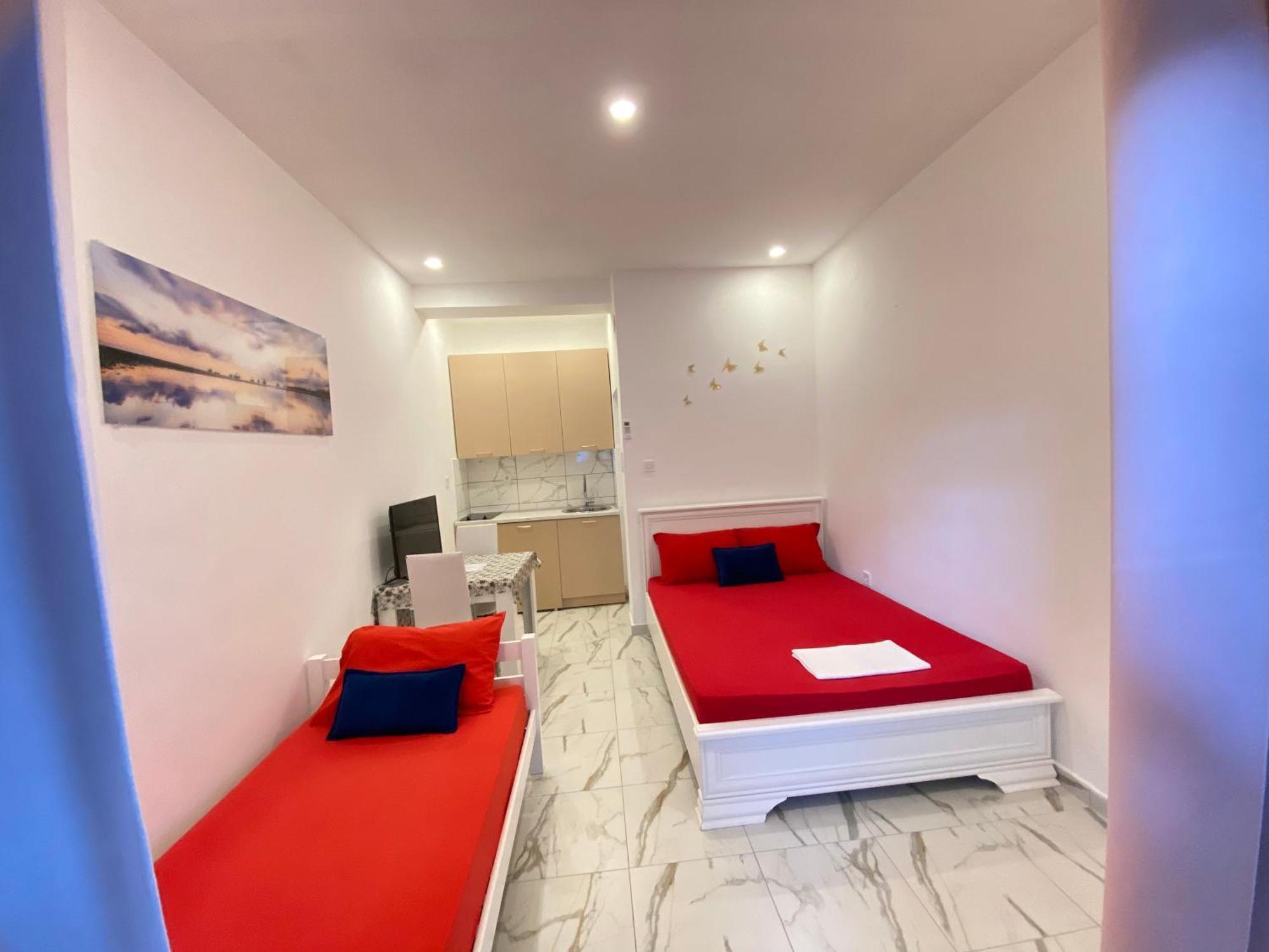 Banicevic Apartmani Ðenovići Bagian luar foto