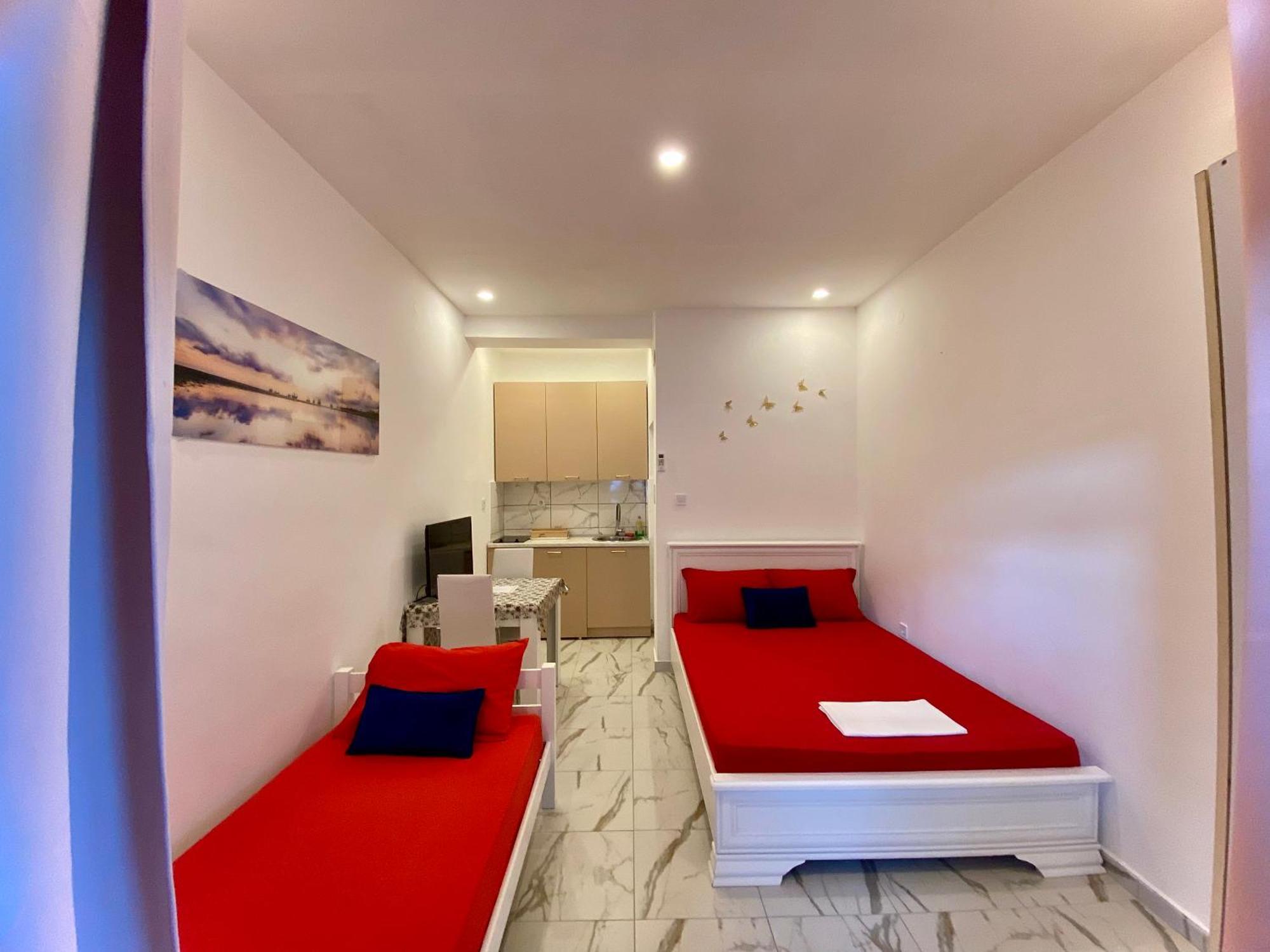 Banicevic Apartmani Ðenovići Bagian luar foto