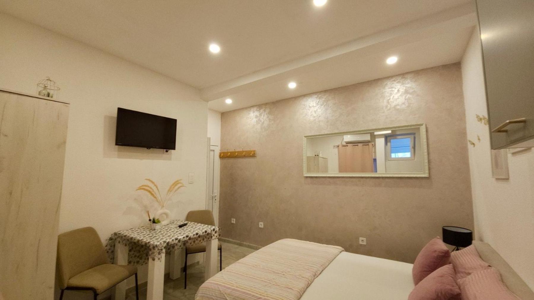 Banicevic Apartmani Ðenovići Bagian luar foto